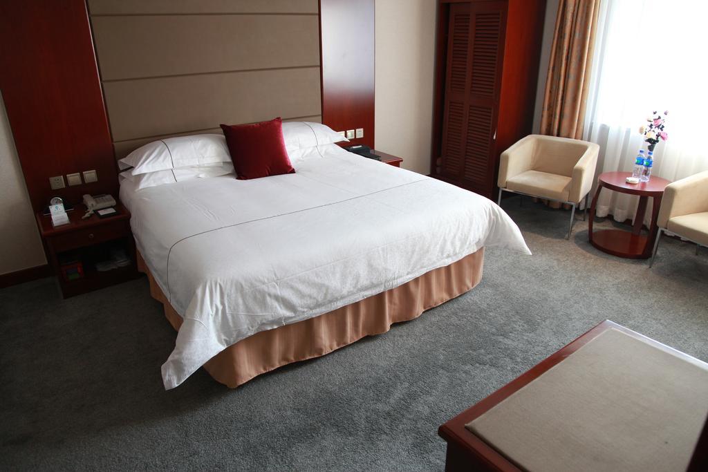 New Gloria Plaza Garden Hotel Harbin Room photo