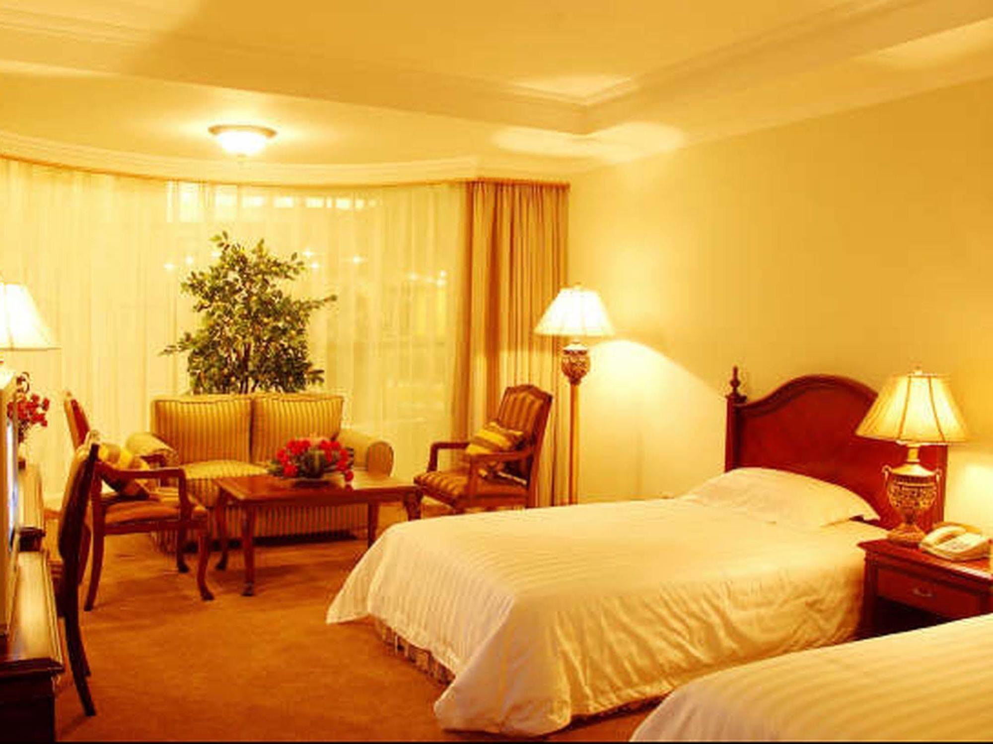 New Gloria Plaza Garden Hotel Harbin Exterior photo